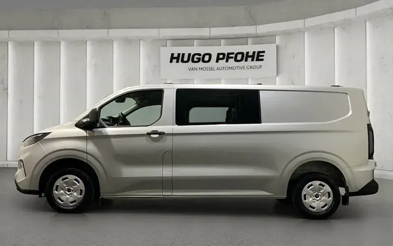 Neu Ford Transit Custom Trend 136 PS (100 kW) 2025 Silber Van