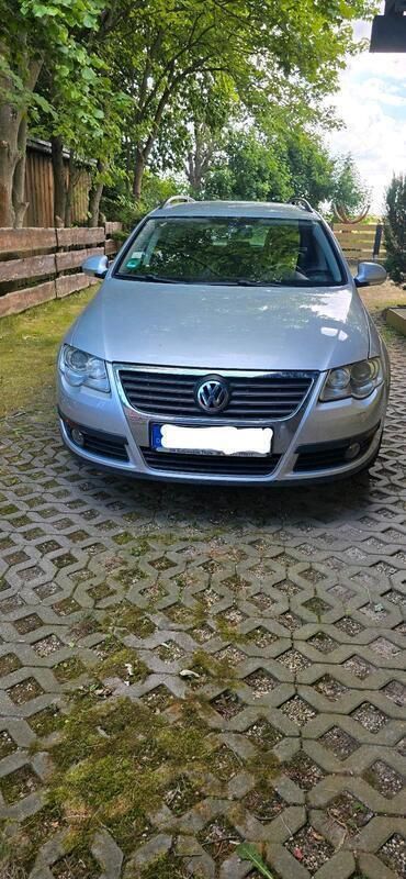Silber Gebraucht 2006 VW Passat Kombi | 1.200 € (Superpreis) - Bild 1/4