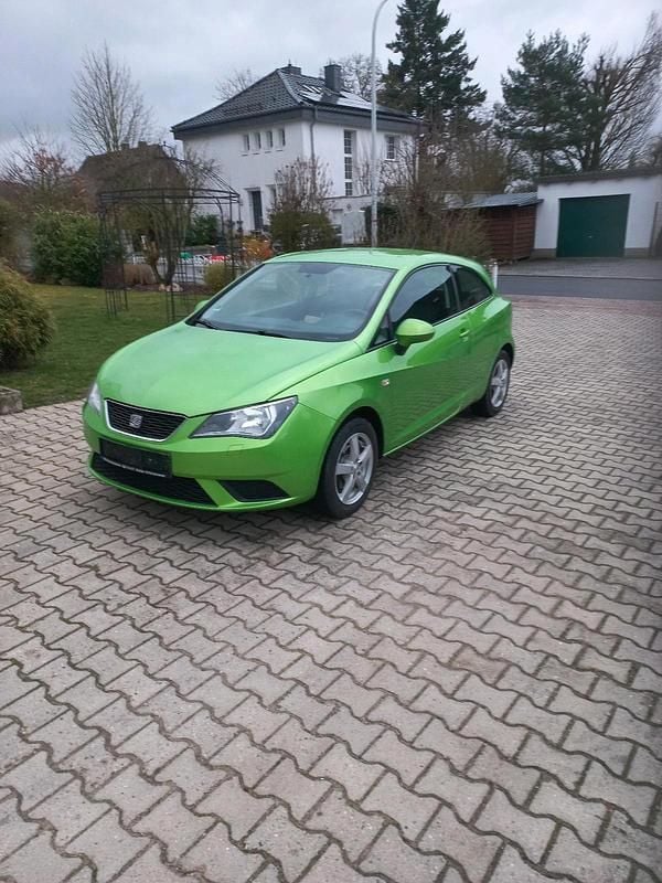 Gebraucht Seat Ibiza 69 PS (50 kW) 2013 Grün Kleinwagen