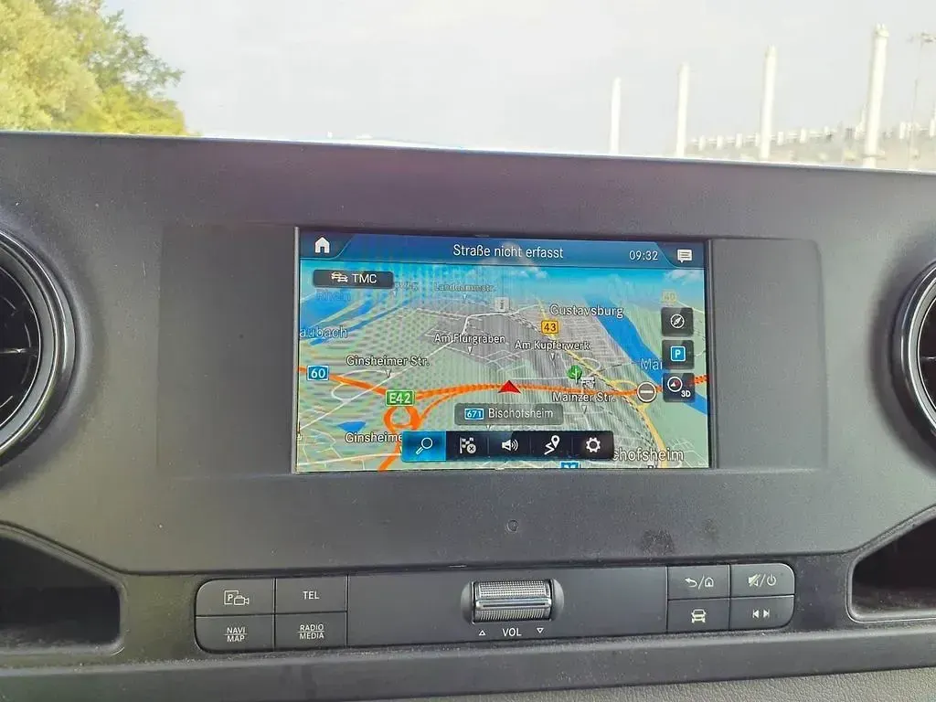 Gebraucht Mercedes Sprinter 143 PS (105 kW) 2021 Weiß Van