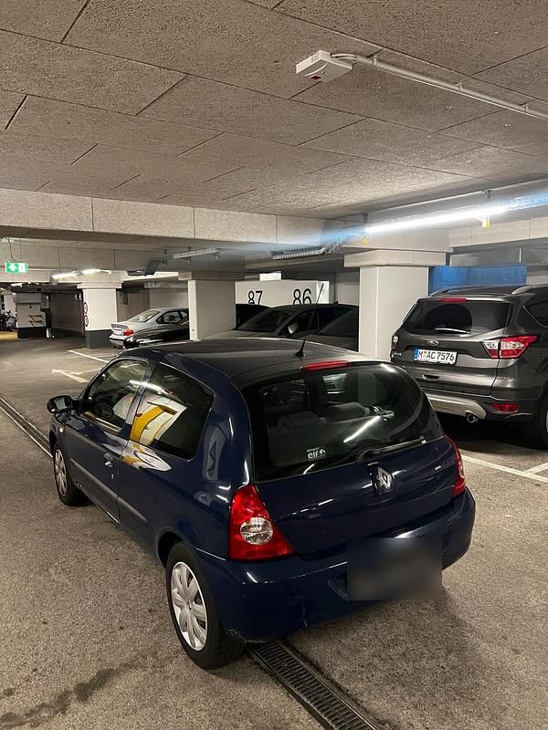 Gebraucht Renault Clio R.S. 58 PS (42 kW) 2007 Blau Kleinwagen