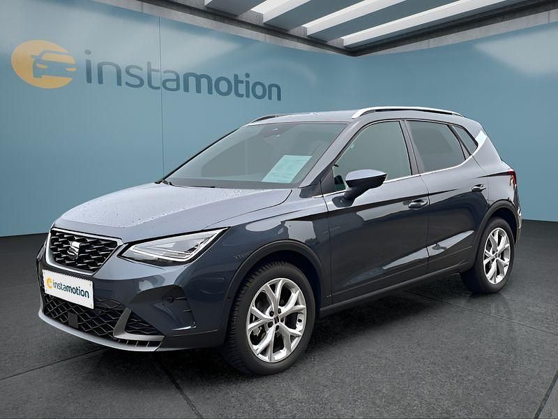 Grau Gebraucht 2024 Seat Arona FR SUV | 25.499 € (Fairer Preis) - Bild 1/4