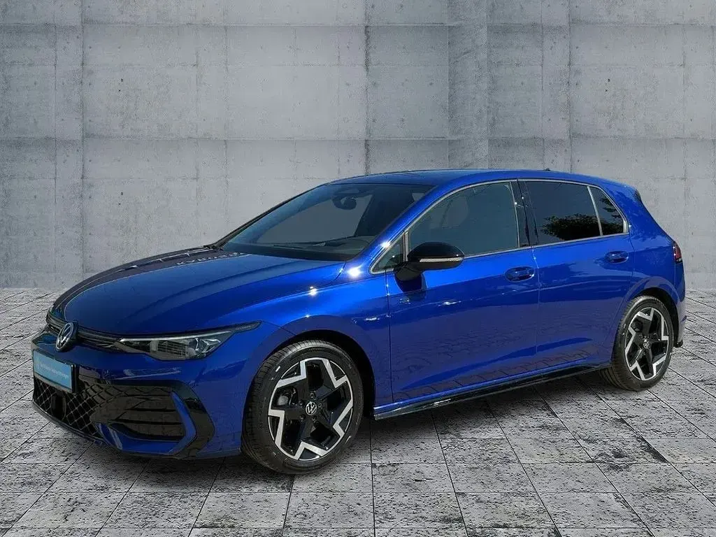 Gebraucht VW Golf VIII R-line 150 PS (110 kW) 2025 Blau Limousine