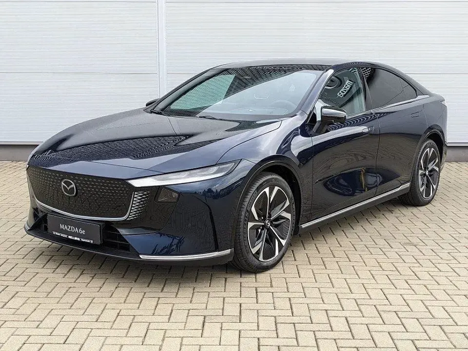 Neu Mazda 6e Takumi-Line 189 kW (258 PS) 2026 Blau Limousine