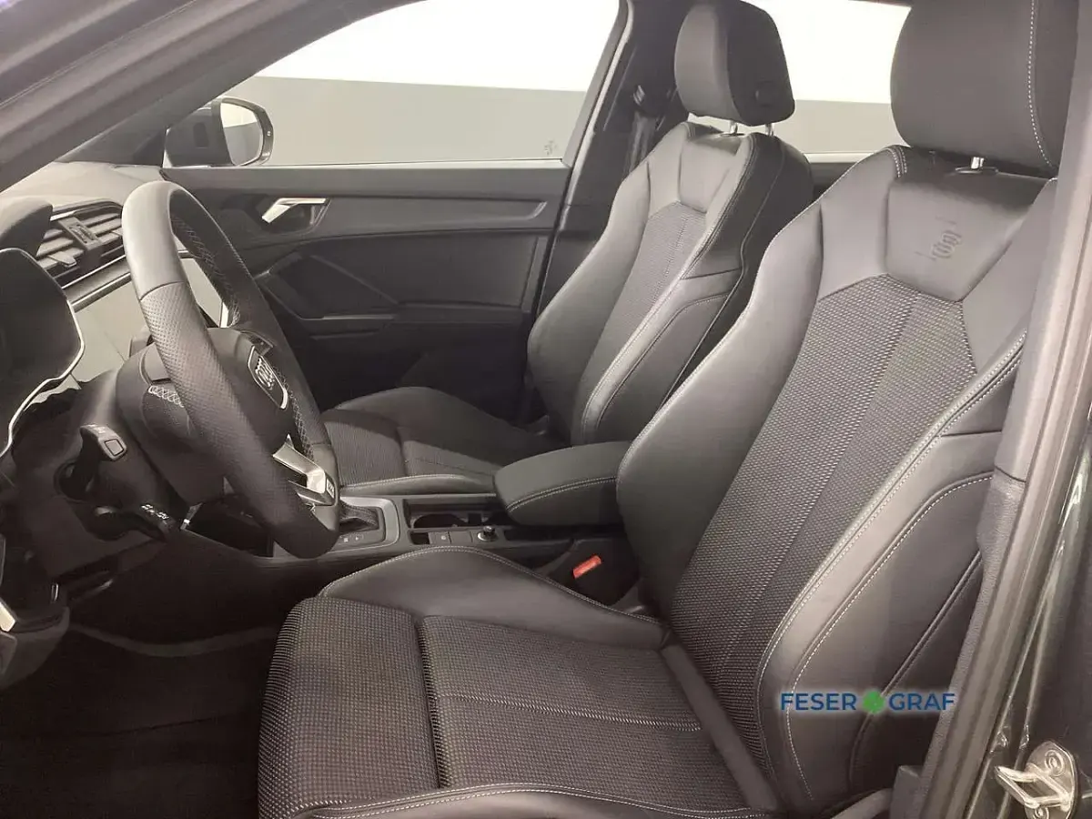 Gebraucht Audi Q3 S-Line 150 PS (110 kW) 2024 Daytonagrau perleffekt SUV