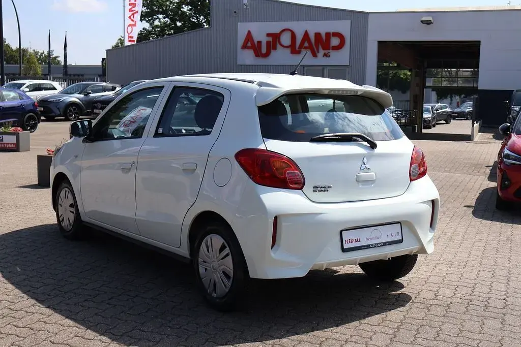 Gebraucht Mitsubishi Space Star Select 80 PS (58 kW) 2022 Weiß Kleinwagen