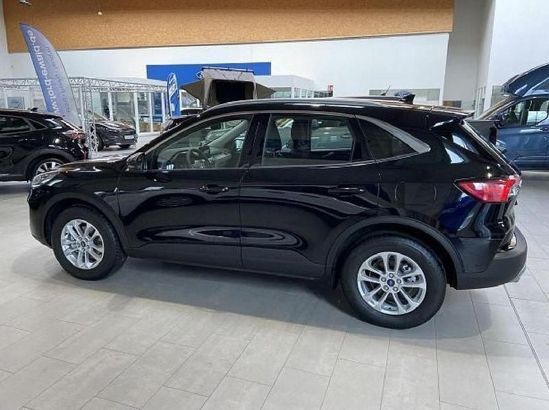 Gebraucht Ford Kuga Titanium 150 PS (110 kW) 2024 Schwarz SUV