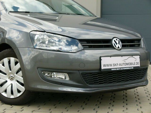 Gebraucht VW Polo Comfortline 105 PS (77 kW) 2010 Grau metallic Limousine