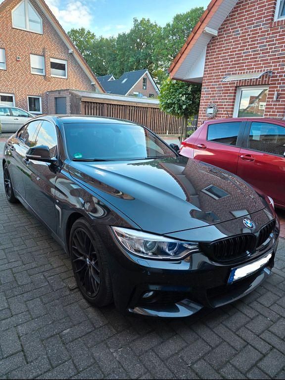Schwarz Gebraucht 2016 BMW 420 Gran Coupé M Sport Coupé | 18.600 € (Guter Preis) - Bild 1/4