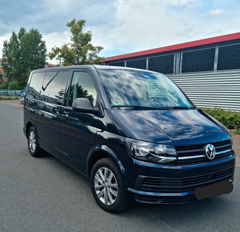 Blau Gebraucht 2019 VW T6.1 Trendline Van | 34.900 € (Guter Preis) - Bild 1/4