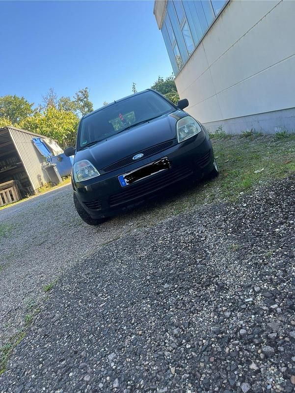 Schwarz Gebraucht 2005 Ford Fiesta Kleinwagen | 1.600 € (Fairer Preis) - Bild 1/4