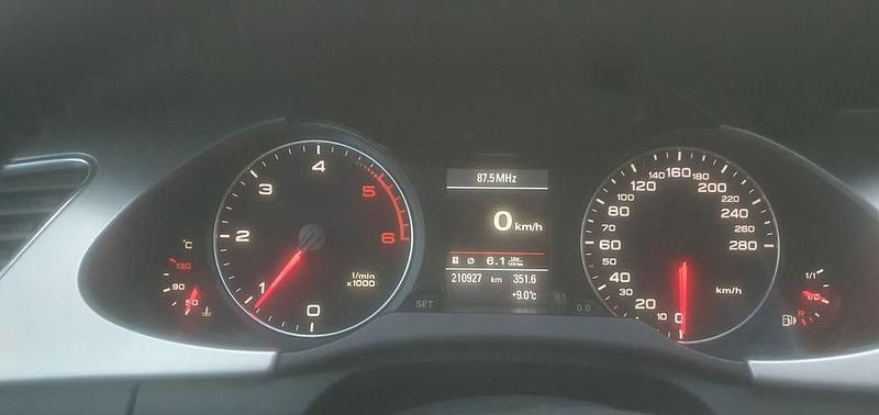 Gebraucht Audi A4 S-Line 143 PS (105 kW) 2011 Grau Kombi