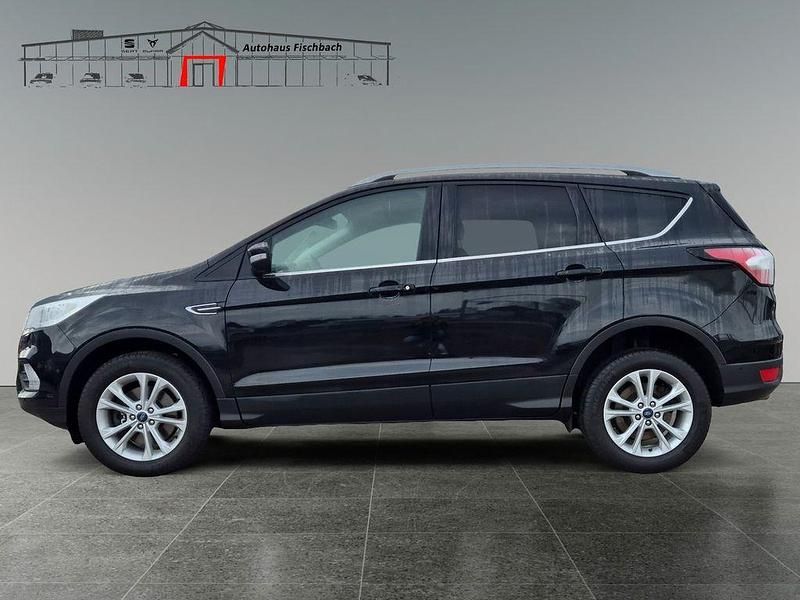 Gebraucht Ford Kuga Titanium 150 PS (110 kW) 2019 Schwarz SUV