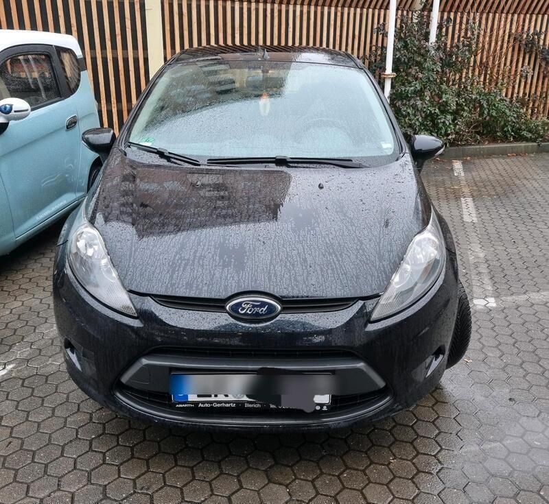 Schwarz Gebraucht 2012 Ford Fiesta Trend Kleinwagen | 3.100 € (Fairer Preis) - Bild 1/4