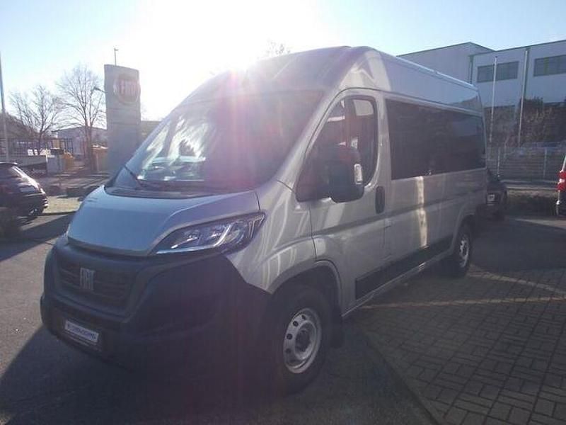Gebraucht Fiat Ducato 140 PS (102 kW) 2022 Artense grau Van