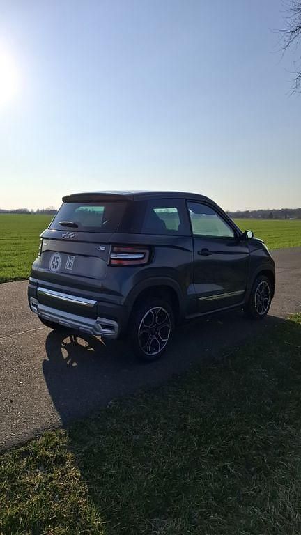 Gebraucht Ligier JS60 2023 Grau Kleinwagen