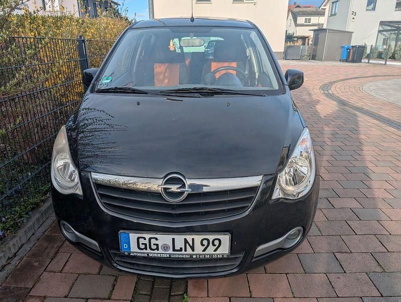 Gebraucht Opel Agila Edition 68 PS (50 kW) 2009 Schwarz Kleinwagen
