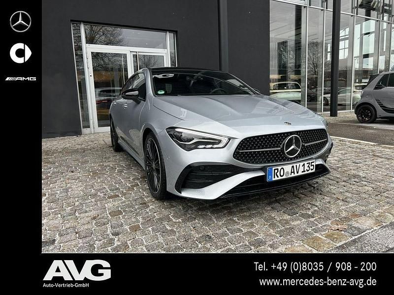Gebraucht Mercedes CLA200 Shooting Brake AMG line 163 PS (119 kW) 2025 Silber Kombi