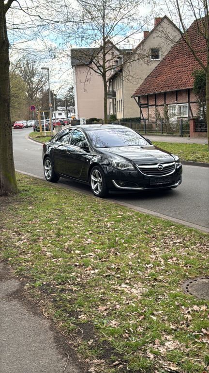 Schwarz Gebraucht 2016 Opel Insignia Innovation Limousine | 9.000 € (Fairer Preis) - Bild 1/4