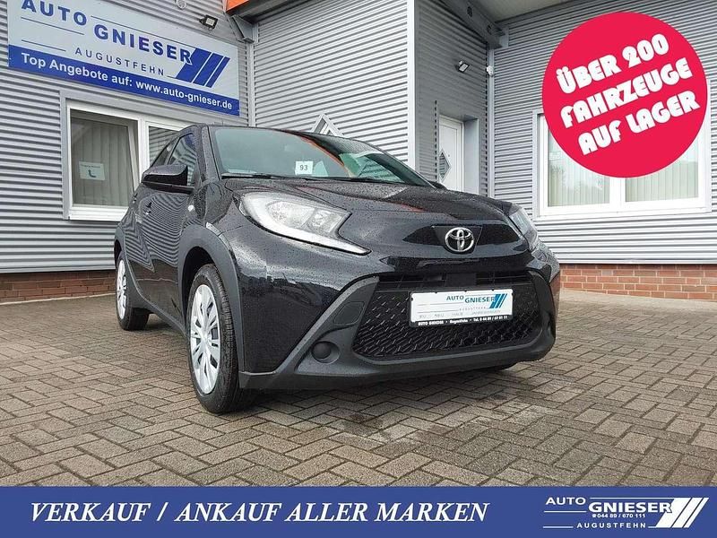 Schwarz Neu 2025 Toyota Aygo X Business Edition SUV | 16.900 € - Bild 1/4