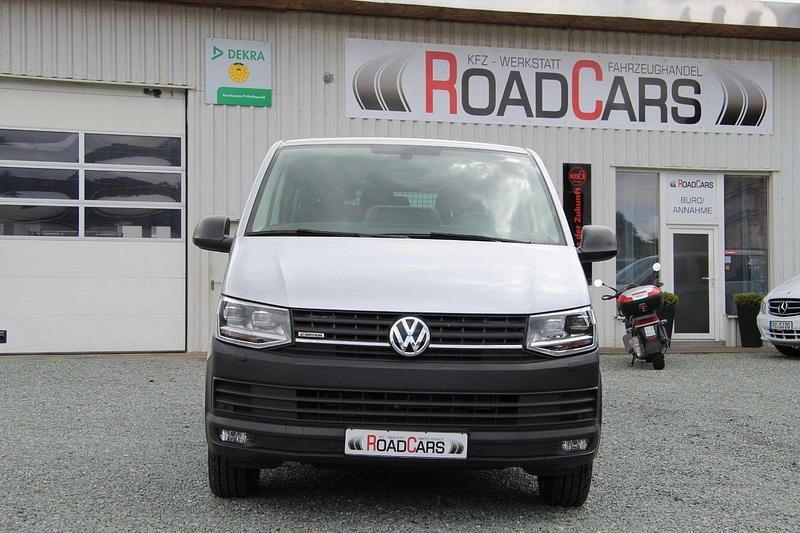 Gebraucht VW Transporter 150 PS (110 kW) 2020 Silber Van