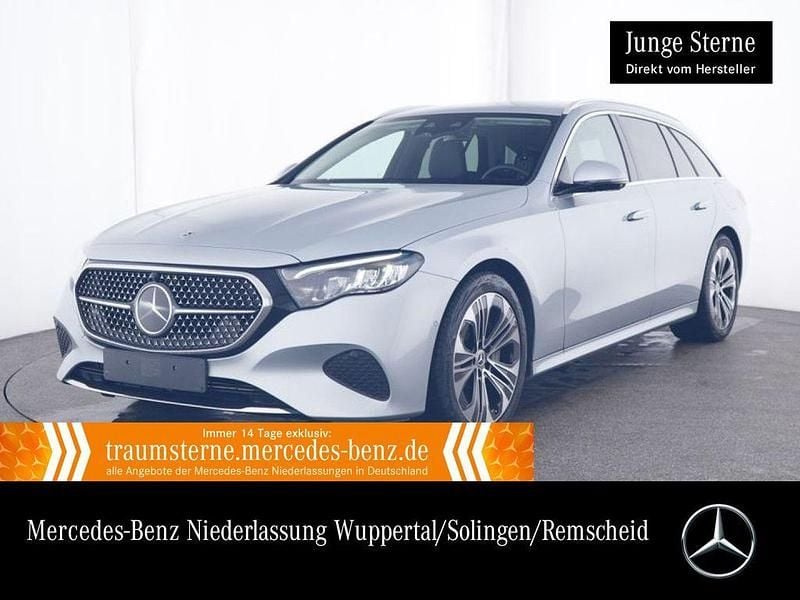Silber Gebraucht 2024 Mercedes E300 Advanced Plus Limousine | 48.980 € - Bild 1/3