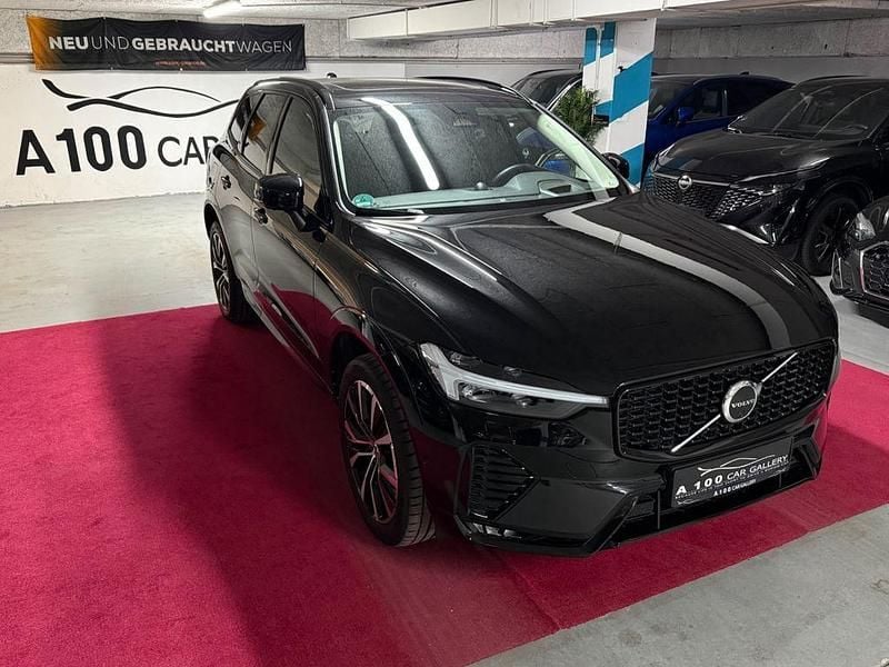 Onyx black Gebraucht 2022 Volvo XC60 Ultimate SUV | 42.499 € (Teuer) - Bild 1/4