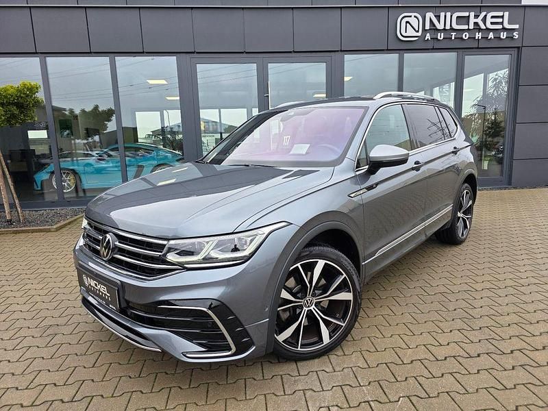 Grau Gebraucht 2022 VW Tiguan Allspace R-line SUV | 34.999 € (Fairer Preis) - Bild 1/4