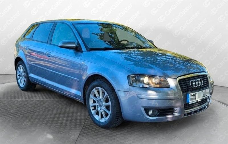 Silber Gebraucht 2008 Audi A3 Sportback Attraction Limousine | 3.390 € (Guter Preis) - Bild 1/4