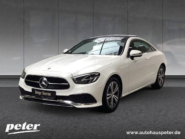 Polarweiß Gebraucht 2021 Mercedes E220 Avantgarde Coupé | 37.810 € (Superpreis) - Bild 1/3