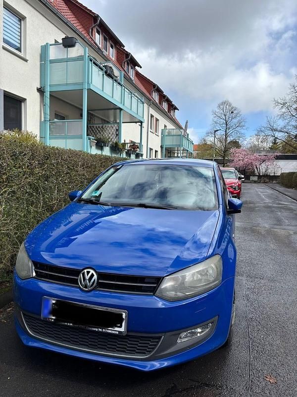 Gebraucht VW Polo Life 75 PS (55 kW) 2013 Blau Kleinwagen