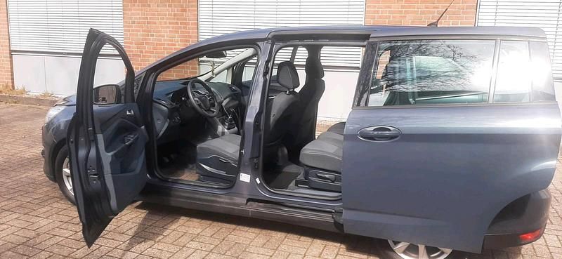 Gebraucht Ford Grand C-Max 140 PS (102 kW) 2011 Van / Kleinbus