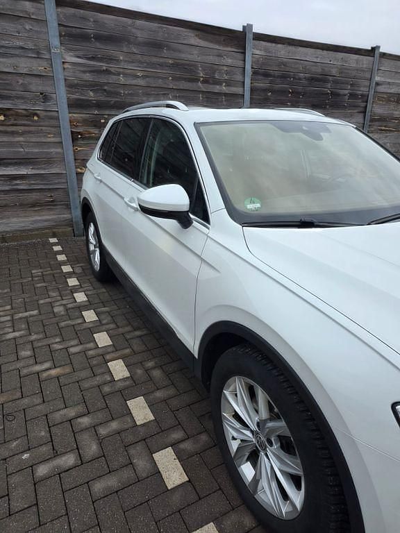 Gebraucht VW Tiguan Highline 150 PS (110 kW) 2017 Weiß SUV