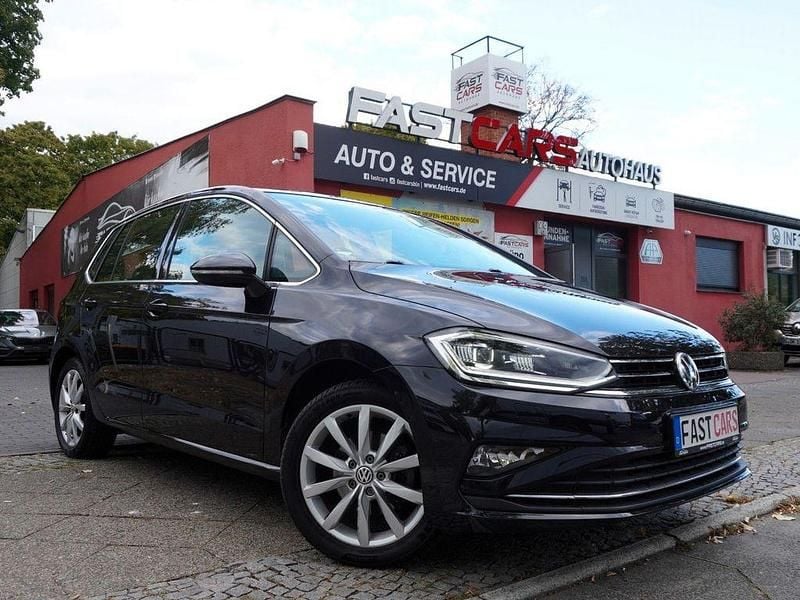 Schwarz Gebraucht 2018 VW Golf Sportsvan Highline Van / Kleinbus | 18.490 € (Fairer Preis) - Bild 1/4