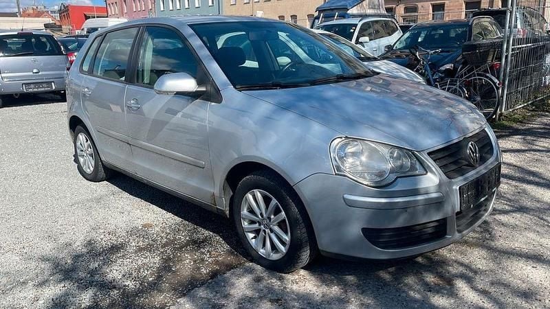 Gebraucht VW Polo Trendline 75 PS (55 kW) 2006 Silber Kleinwagen