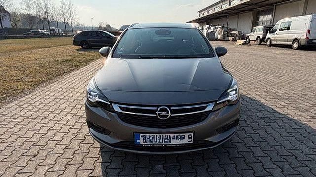 Gebraucht Opel Astra Innovation 125 PS (91 kW) 2016 Grau Kombi
