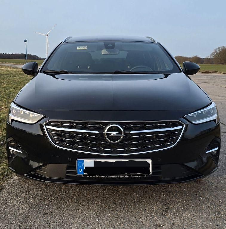 Gebraucht Opel Insignia Business 174 PS (127 kW) 2022 Schwarz Kombi