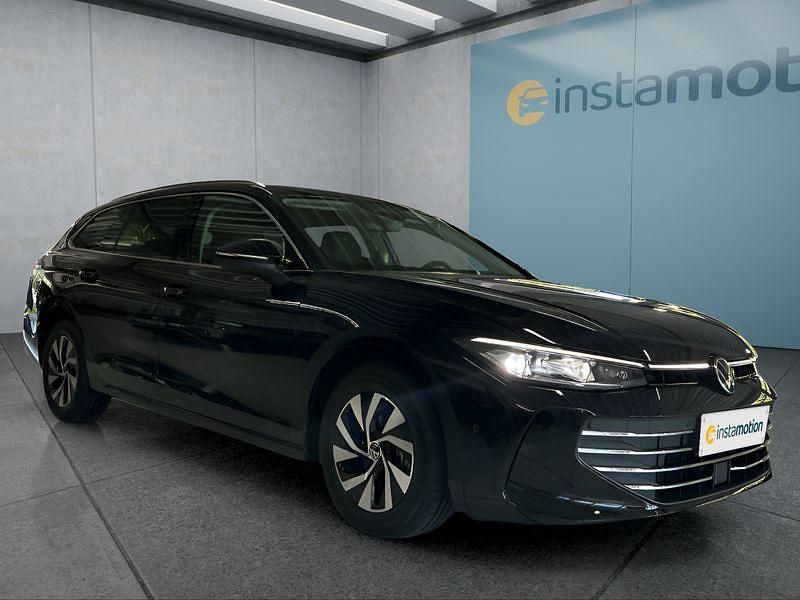 Gebraucht VW Passat 150 PS (110 kW) 2025 Schwarz Kombi
