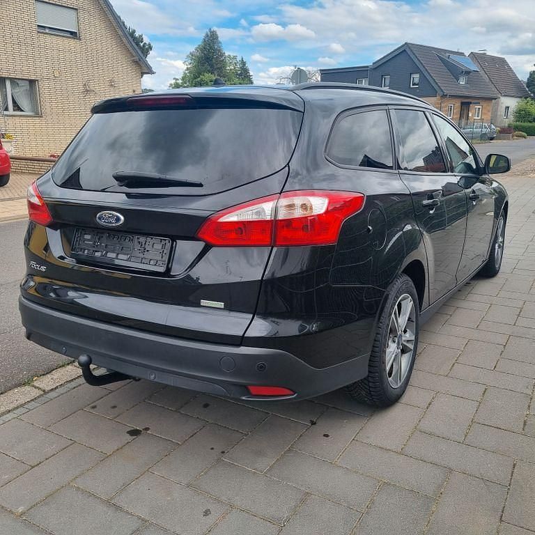 Usata Ford Focus SYNC Edition 101 CV (74 kW) 2014 Nero Station wagon