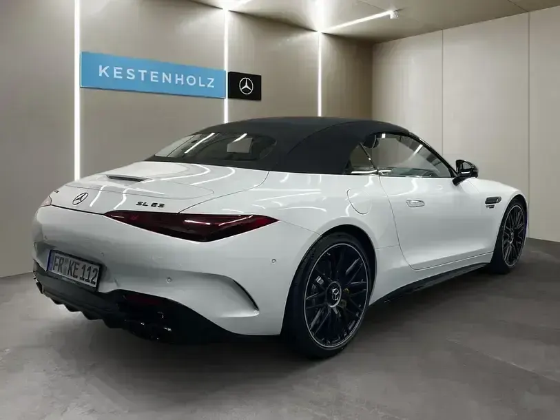 Gebraucht Mercedes SL63 AMG AMG 585 PS (430 kW) 2026 Weiß Cabrio