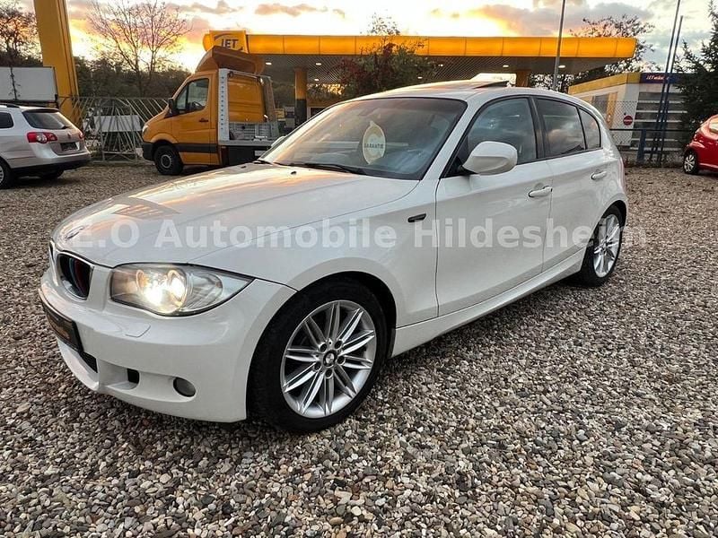 Weiß Gebraucht 2010 BMW 118 M Sport Kleinwagen | 5.999 € (Fairer Preis) - Bild 1/4