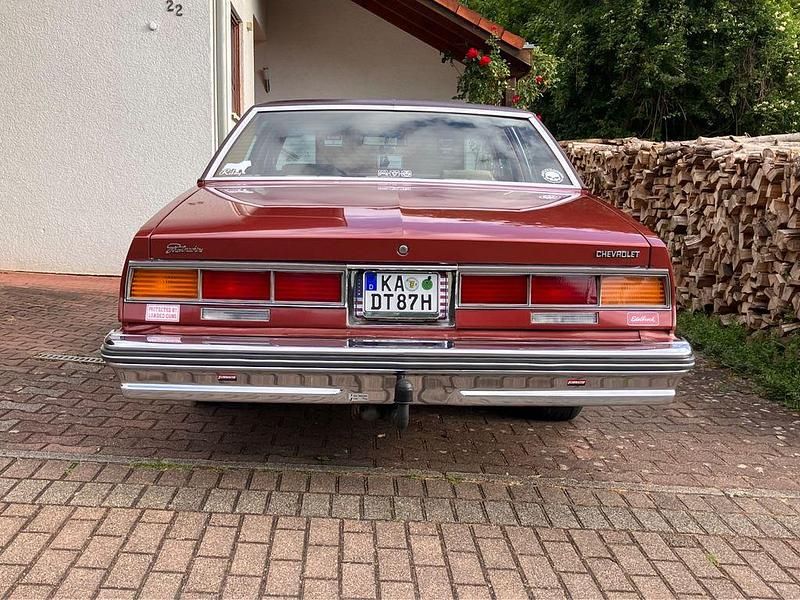 Gebraucht Chevrolet Caprice 173 PS (127 kW) 1979 Rot Limousine
