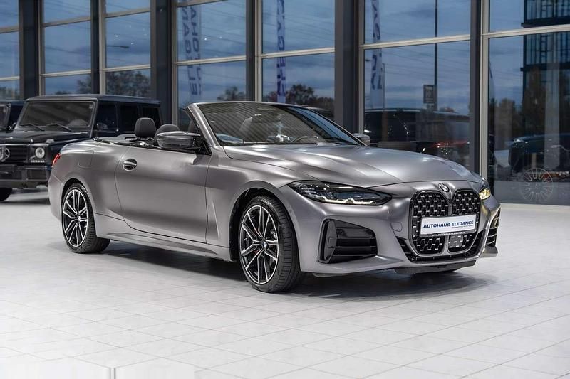 Blau Gebraucht 2023 BMW 440 Shadowline Cabrio | 52.980 € (Fairer Preis) - Bild 1/4