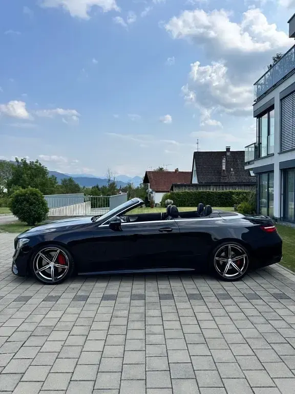 Gebraucht Mercedes E300 245 PS (180 kW) 2018 Schwarz Cabrio
