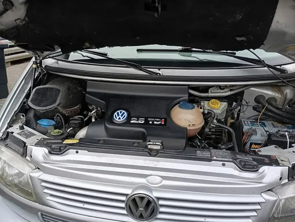 Gebraucht VW Multivan Highline 151 PS (111 kW) 2003 Silber Van / Kleinbus