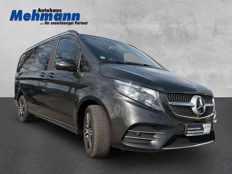 Gebraucht Mercedes V300 AMG line 237 PS (174 kW) 2022 Grau Van / Kleinbus