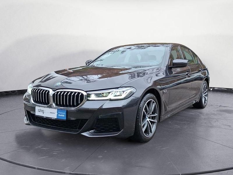 Gebraucht BMW 530e M Sport 184 PS (135 kW) 2022 Grau Limousine