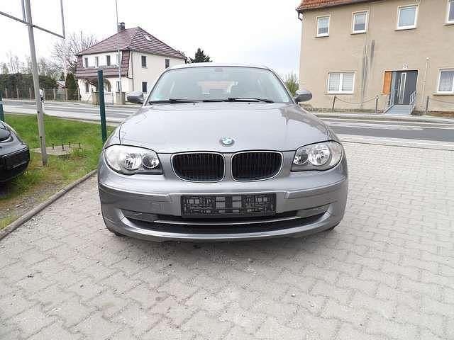 Gebraucht BMW 116 Advantage 122 PS (89 kW) 2009 Spacegrau metallic Kleinwagen
