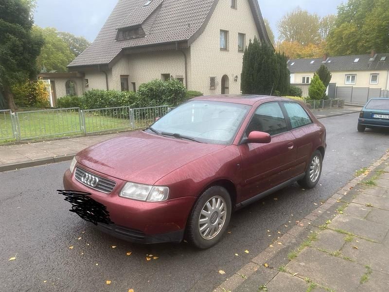 Rot Gebraucht 2000 Audi A3 Kleinwagen | 1.790 € (Guter Preis) - Bild 1/4