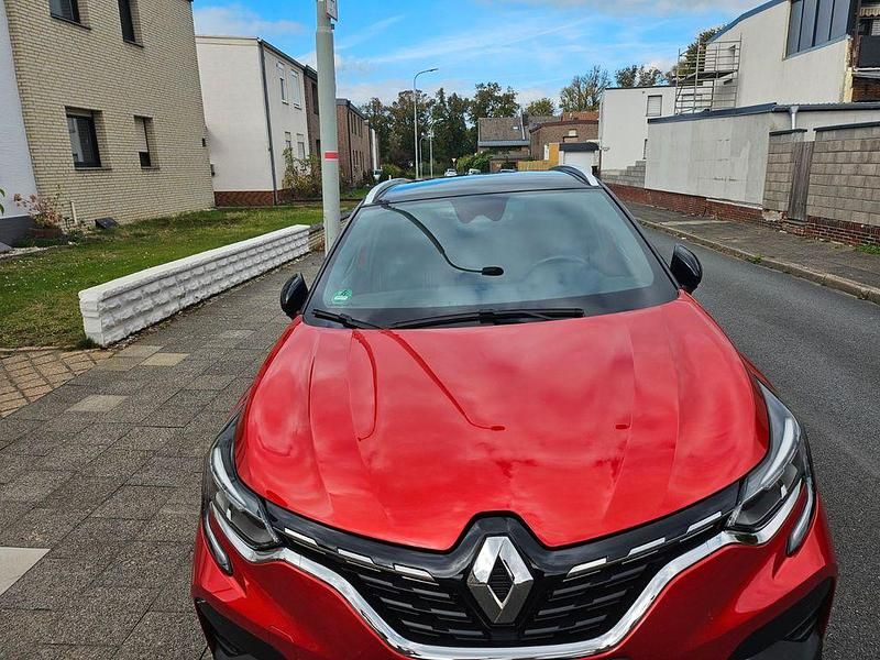 Rot Gebraucht 2023 Renault Captur R.S. SUV | 22.900 € (Etwas zu teuer) - Bild 1/4
